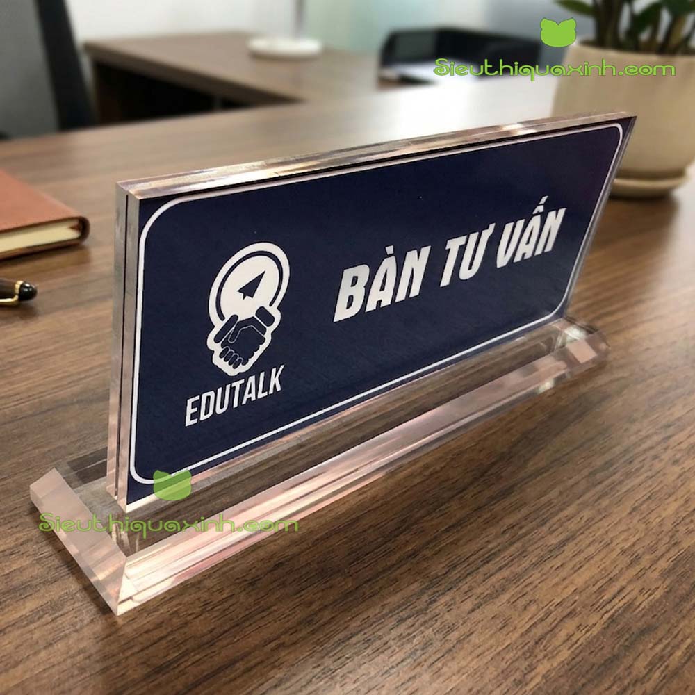 biển chức danh mica thay đổi nội dung dễ dàng